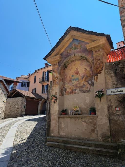 Appartamento Storico Con Giardino Soleggiato - B&B Via Rinaldi Arto Centonara ภายนอก รูปภาพ