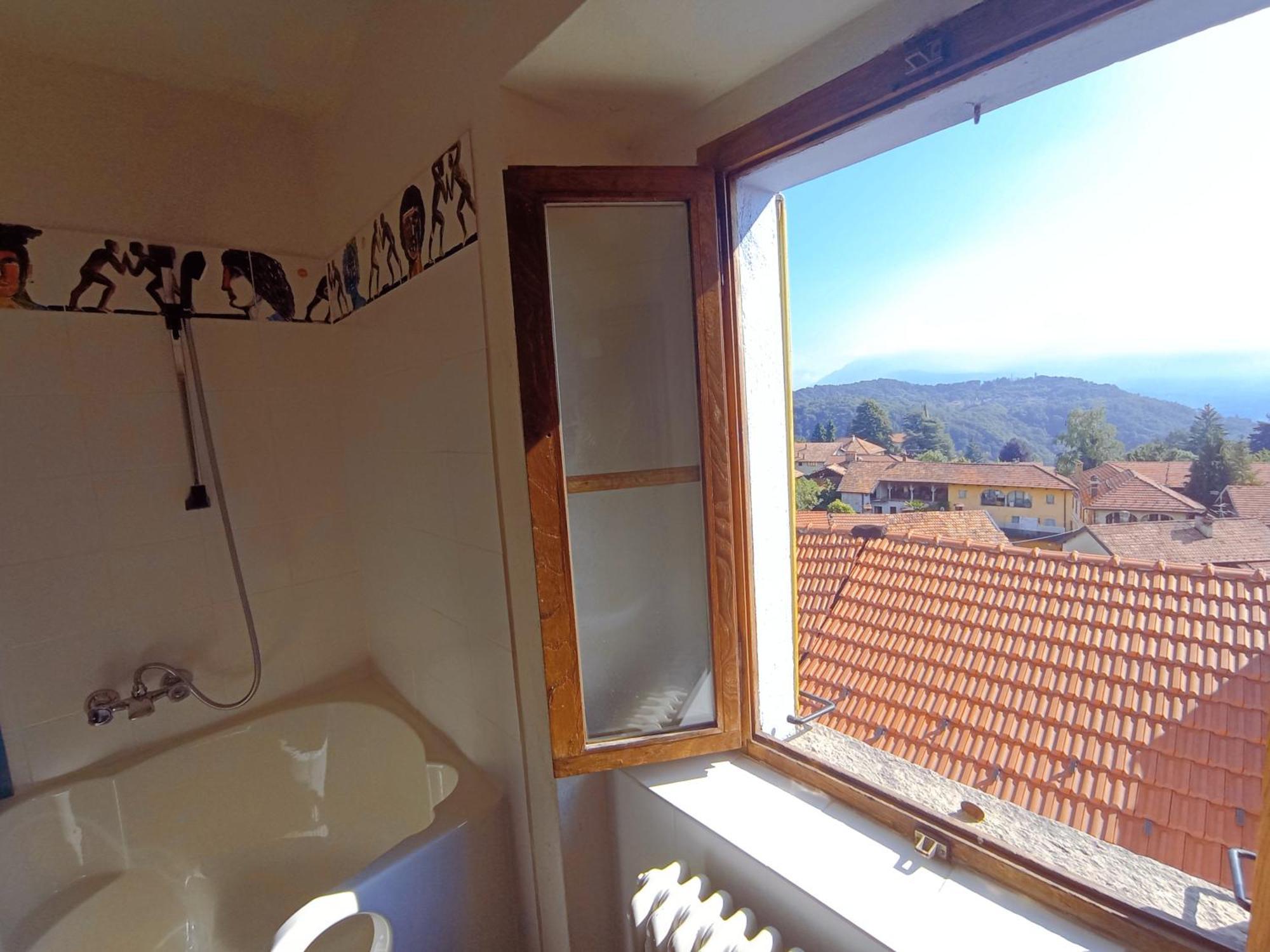 Appartamento Storico Con Giardino Soleggiato - B&B Via Rinaldi Arto Centonara ภายนอก รูปภาพ